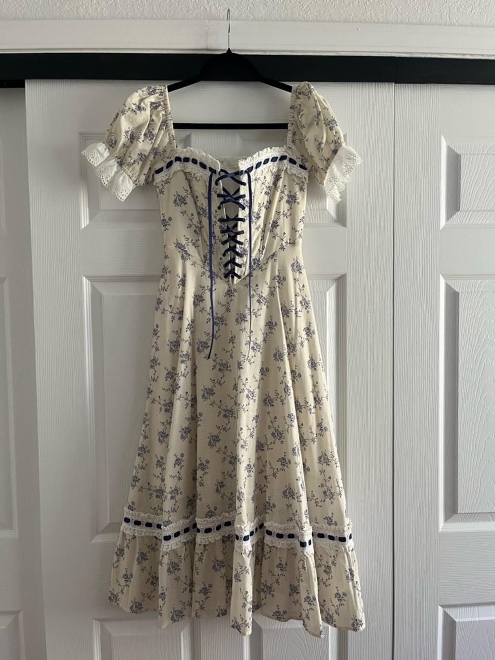 Cream Floral Lace-Up Midi Dress with Blue Accents